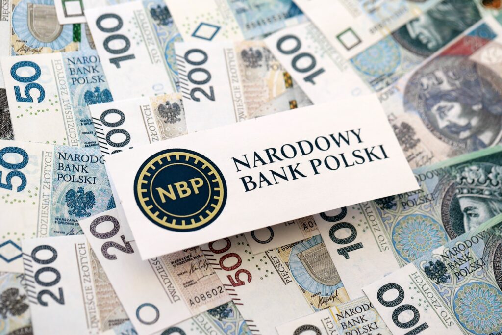 Польські банкноти та картка з назвою Narodowy Bank Polski